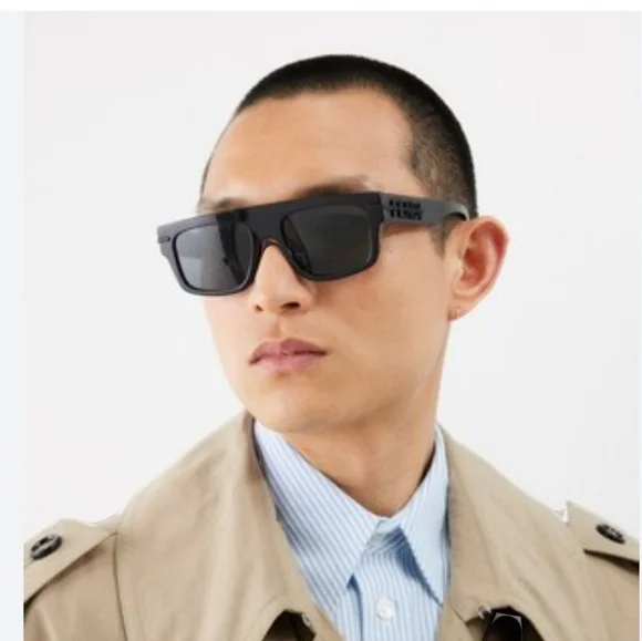 FENDI Fendigraphy Geometric Sunglasses Unisex - Picture 4 of 15